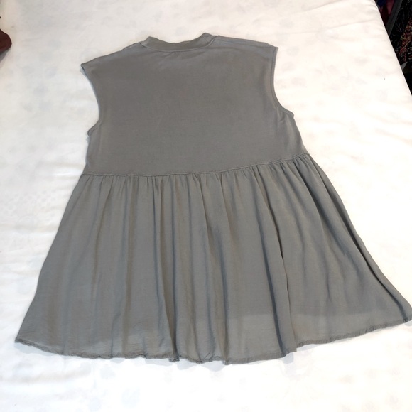 Love Scarlett Gray Sleeveless Baby Doll Top - Picture 7 of 16